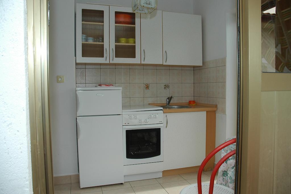 Apartments Jurina 2 Krk Town Kamer foto